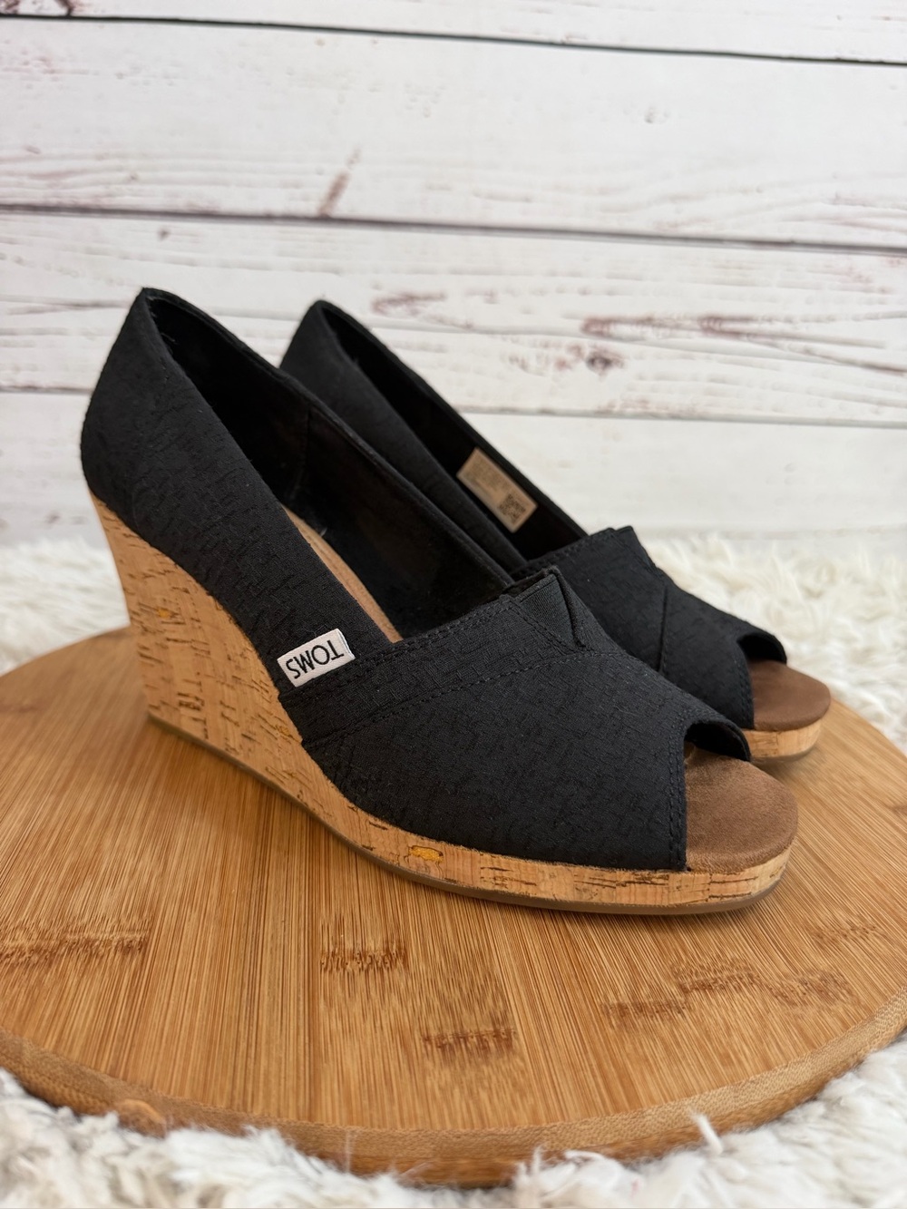 TOMS Women's Classic Black Cork Wedge Peep-Toe Shoes Size 8 Like New!